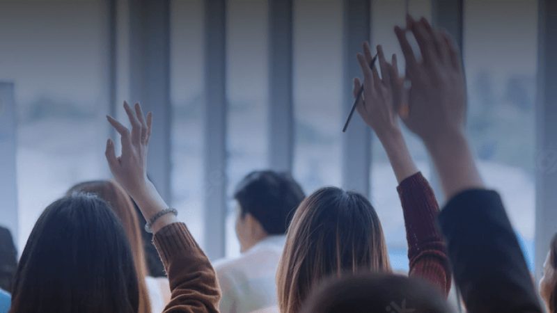 成人职业教育在线教育细分市场：趋势与挑战并存